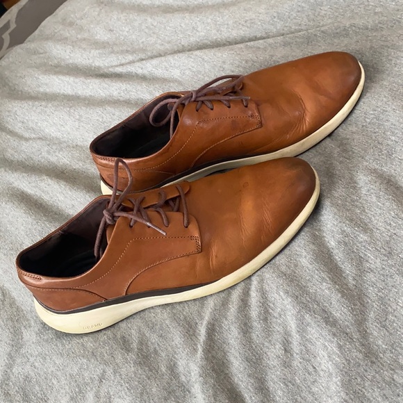 Cole Haan Mens Brown Dress Shoe White 